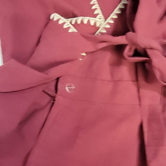 She+Sky Flutter Sleeve Embroidered Wrap Dress Size Large 100% Cotton - Picture 4 of 11